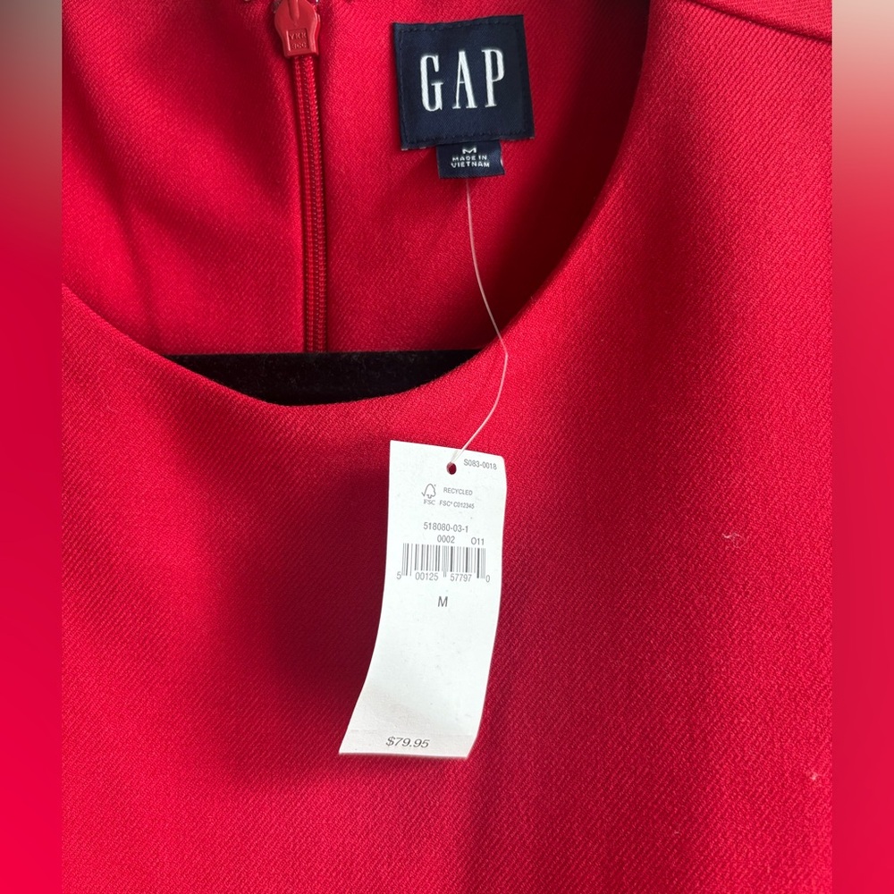 Gap - Women's Short Sleeve Shift Mini Dress with Pockets - Size Medium - Red - Picture 5 of 5